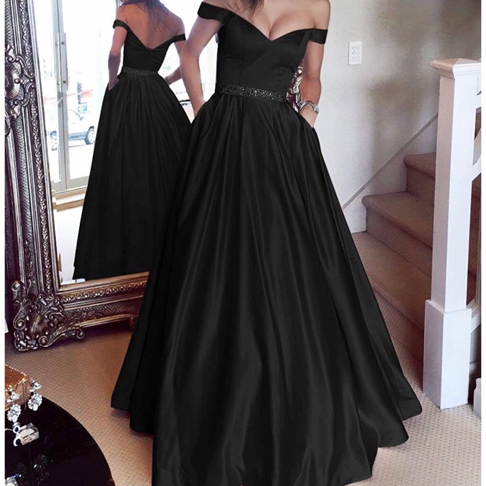 Black prom dress